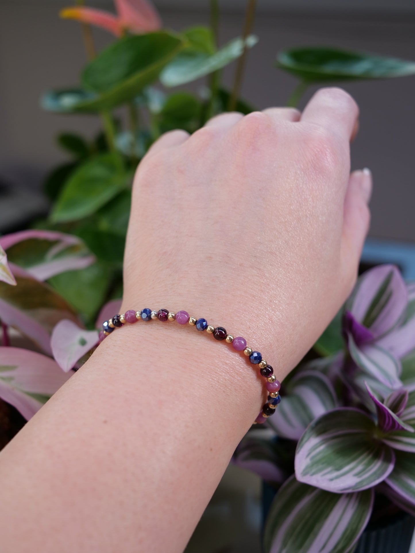 Ruby Rhodolite Garnet 4mm Beaded Natural Mix Gemstone 14ct Gold Filled Elastic Bracelet, Leaf charm bracelet, Multicolour boho bracelet