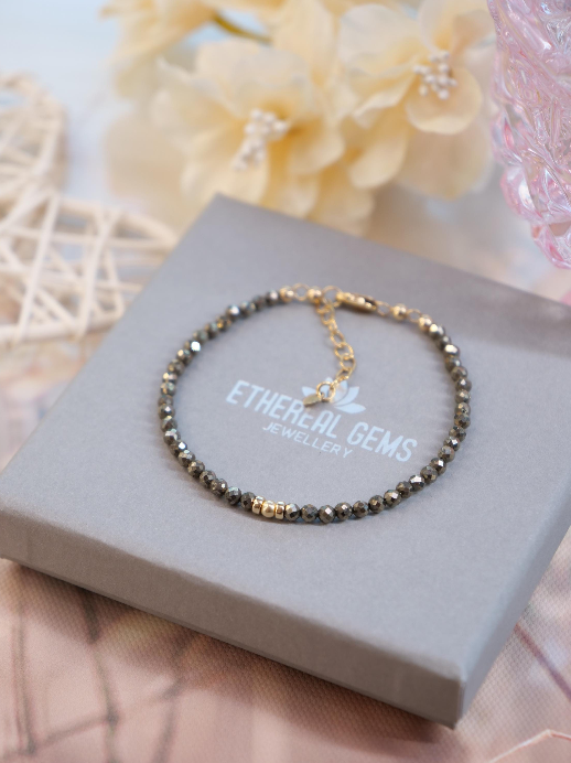 3mm Tiny Pyrite Gemstone Bracelet, Dainty gemstone bracelet, Statement bracelet, Stacking bracelet, Pyrite bracelet, Vintage bracelet