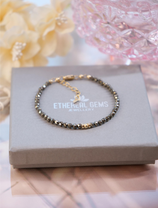 3mm Tiny Pyrite Gemstone Bracelet, Dainty gemstone bracelet, Statement bracelet, Stacking bracelet, Pyrite bracelet, Vintage bracelet