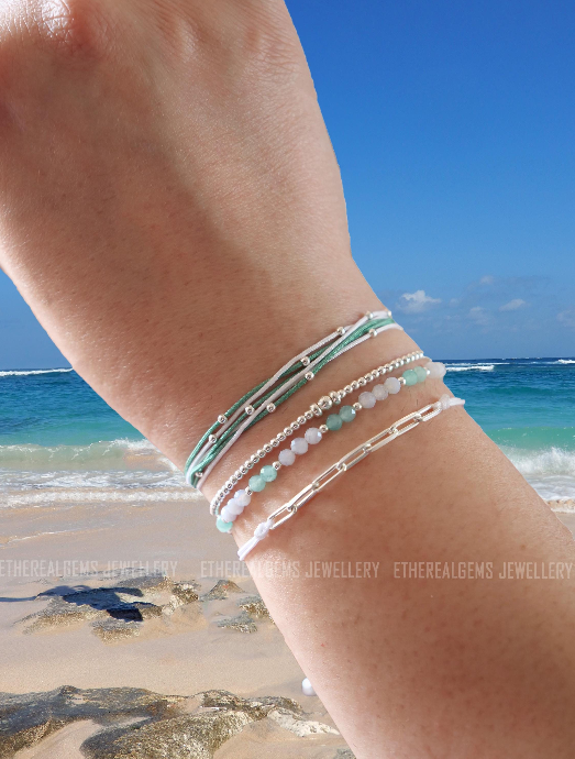 3mm Minimalist Gemstone Bracelet, Amazonite bracelet, Blue Lace Agate bracelet, Elastic gemstone bracelet, Stacking bracelet, Beach bracelet