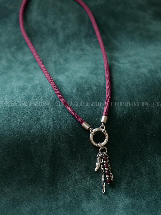 Pyrope Garnet Necklace, Milan rope necklace, Burgundy cord necklace, Western necklace, Boho necklace, Statement necklace, Vintage necklace, Gift