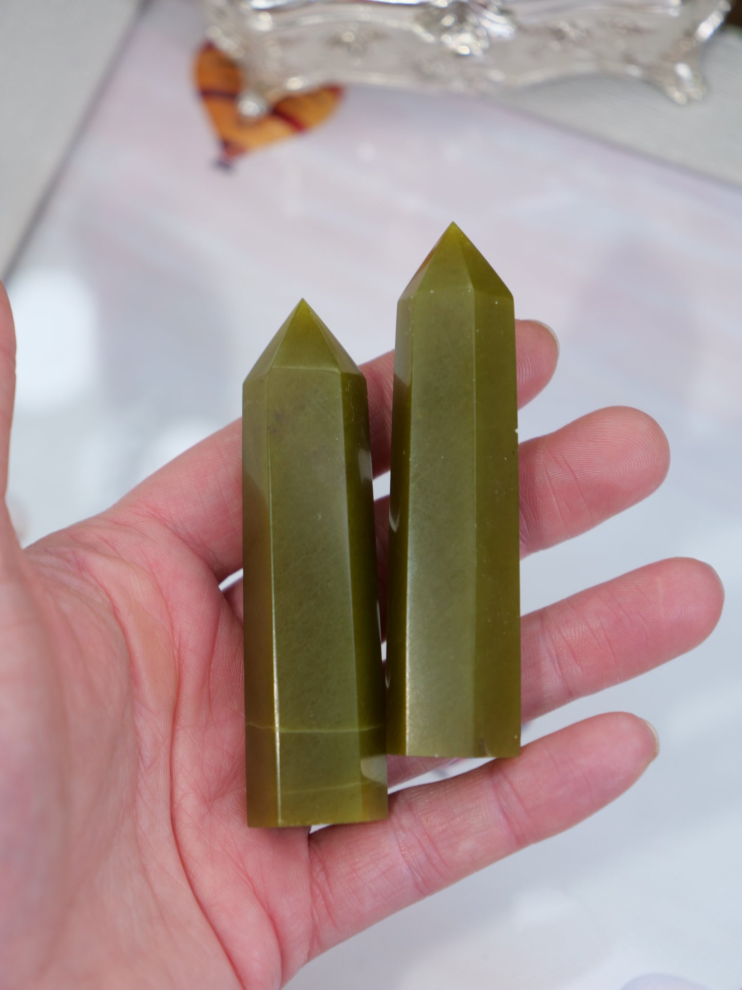 Peridot 2.9-inch Natural Energy Crystal Tower Point Mineral Gemstone, Home Decoration Obelisk Gift Meditation Wand Gem